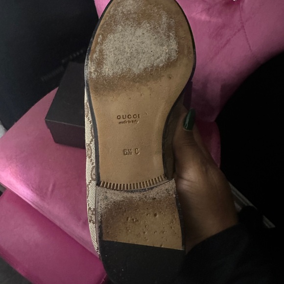Gucci monogram loafers - Picture 4 of 4